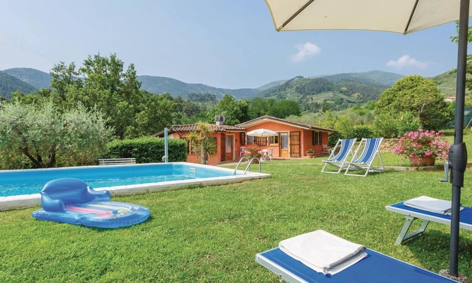 Cascine-La Croce Casa | Acogedora casa en Colle di Compito LU