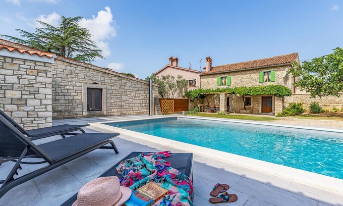 Brajkovici Casa | Acogedora casa en Brajkovici con WiFi
