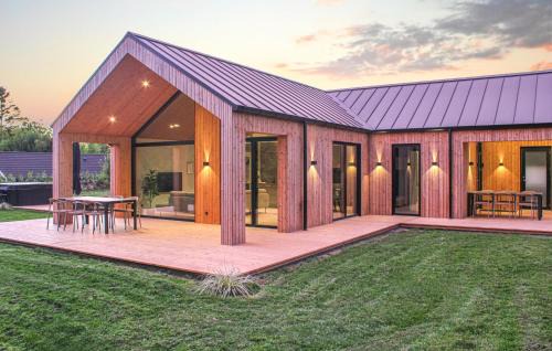 Fjellerup Casa | Cozy Home In Glesborg With Sauna