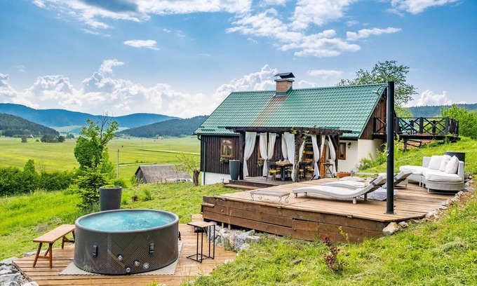 Vrhovine Casa | Acogedora casa en Donji Babin Potok