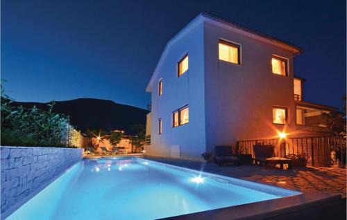 Rudine Casa | Cozy Home In Kastel Novi