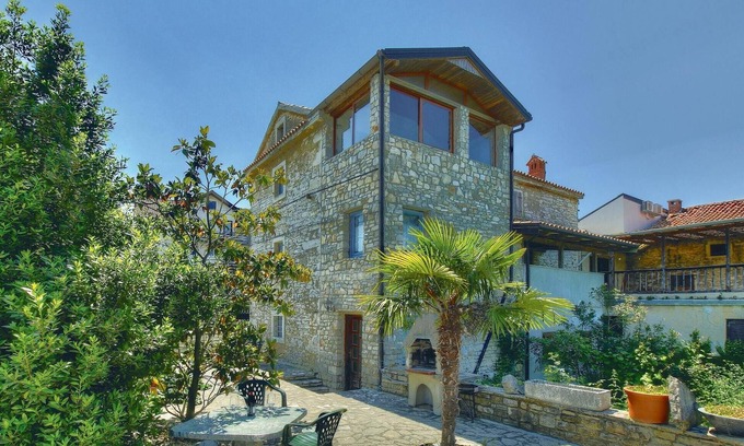 Kastel Casa | Acogedora casa en Kastel con WiFi