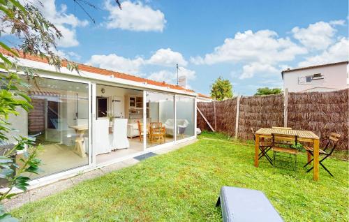 L'Epine Casa | Cozy Home In L'épine With Wifi