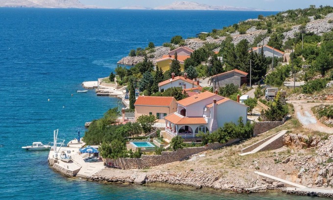 Baric Draga Casa | Acogedora casa en Lukovo Sugarje con.