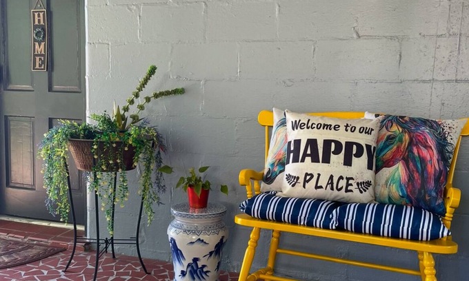 Ocala Casa | COZY HOME in OCALA Downtown area, near Downtown square events and fine dining.