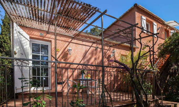 Afa Casa | Acogedora casa en Piscia Rossa con WiFi