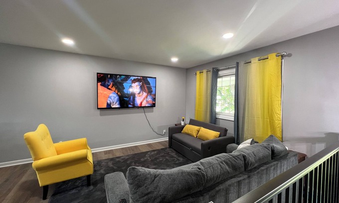 Rockford Casa | Cozy home in Rockford Sleeps 8