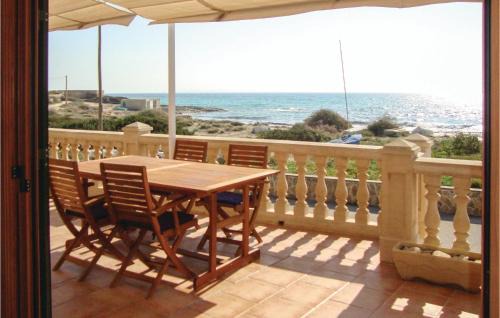 Ses Covetes Casa | Cozy Home In Ses Covetes With Wifi
