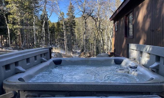 Black Hawk Casa | Cozy home in the Colorado mountains with hot tub-close to Denver & Boulder