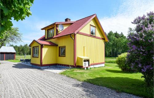 Grunnebo Casa | Cozy Home In Vänersborg With Wifi
