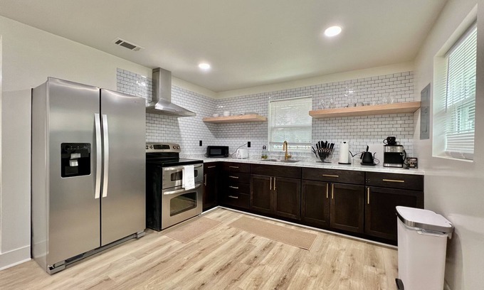 Sumter Casa | Cozy Home Minute From Downtown
