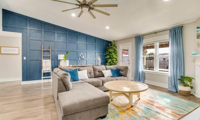 Gulf Breeze Casa | Cozy Home Minutes to Beaches
