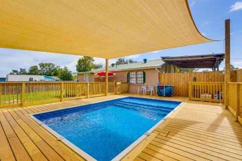 Pretty Bayou Casa | Cozy Home Near Bay Access in Panama City!