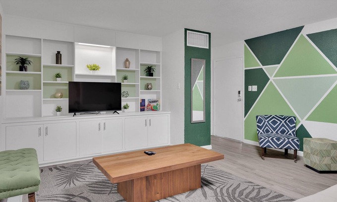Stockton Casa | Cozy Home Near UOP w/ RV & Boat Parking
