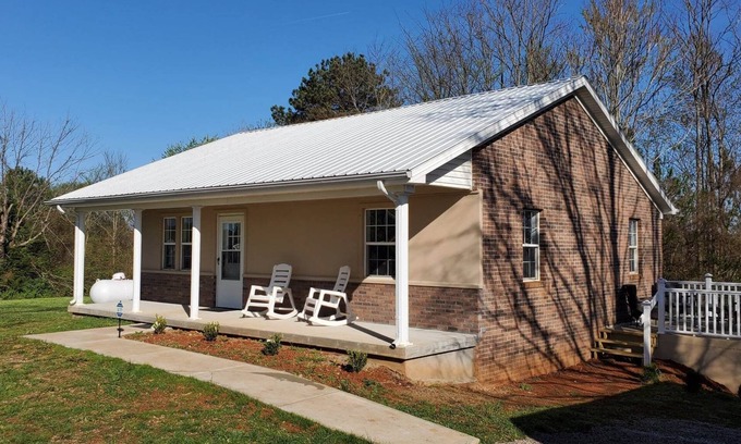 Byrdstown Casa | Cozy home - Newly Remodeled