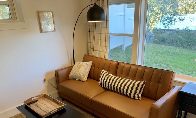Johnson Apartamento | Cozy Home on Log Cabin Lane Unit 2