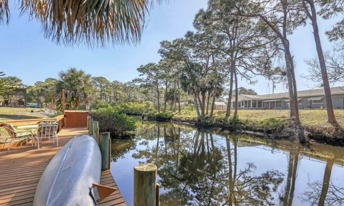 Englewood South Casa | Cozy home on the canal to gulf