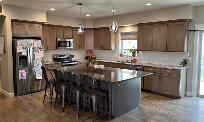 East Wenatchee Casa | Cozy home overlooking Columbia River & Enchantments Mtn Range!