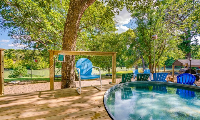 New Braunfels Casa | Cozy Home w/ Cowboy Pool & River Glamping Outdoor