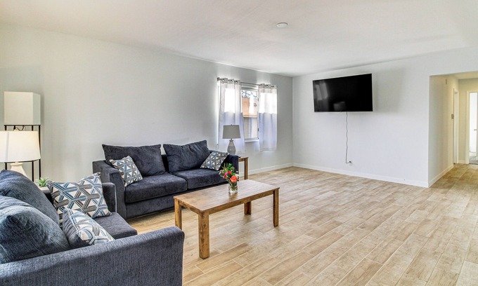 Northeast Heights Casa | Cozy Home w/ Grill & Games in Albuquerque!
