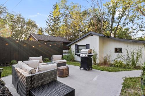 Canandaigua Casa | Cozy Home W/King Bed & Lake access