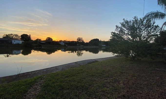 Holiday Lakes West Casa | Cozy Home w Lake view and Kayak