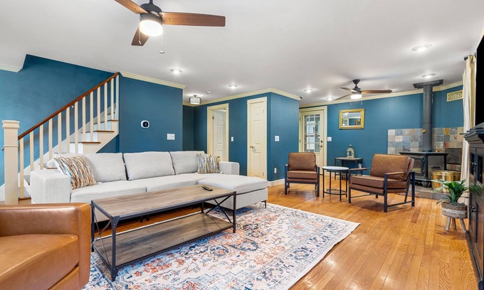 Nashua Casa | Cozy home with hot tub minutes to downtown Nashua and Shops