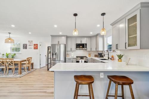 Livermore Casa | Cozy Home with Hot Tub - Family-Friendly Yard home