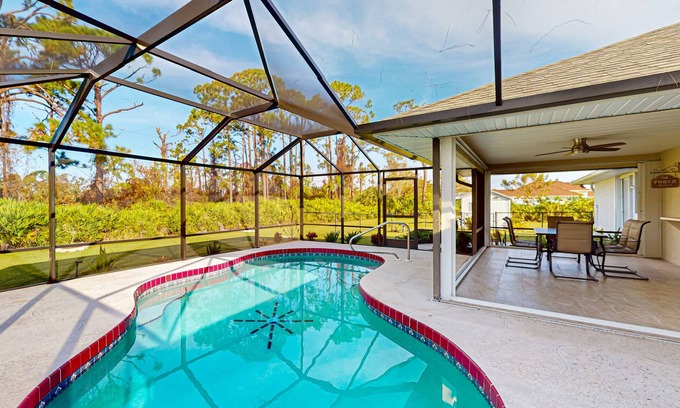 Gulf Cove Casa | Cozy home with private pool, lanai, central AC & washer/dryer
