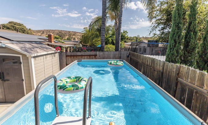 Poway Apartamento | Cozy Home with Pool/Hot Tub-25 minutes to the Beach