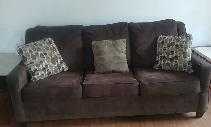 Mayo Apartamento | Cozy hotel suite in peaceful Mayo with AC, WiFi, fitness room