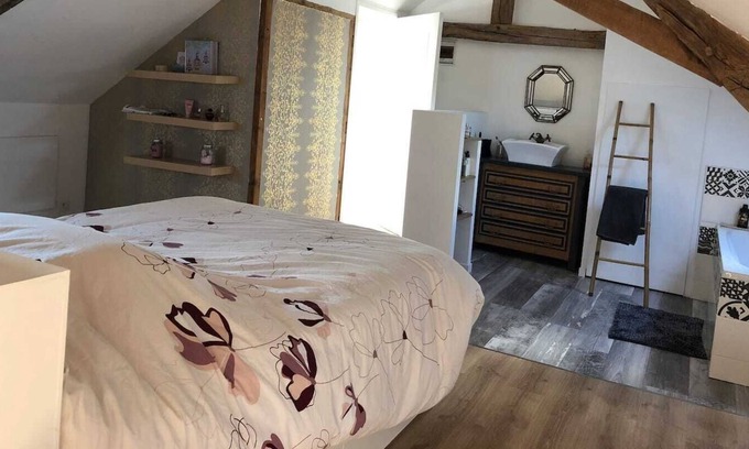 Bournezeau Casa | Cozy house between Puy du fou, beaches, Nantes and Marais Poitevin
