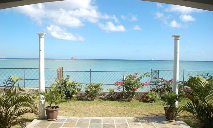 Port Louis Casa | Cozy House By The Sea