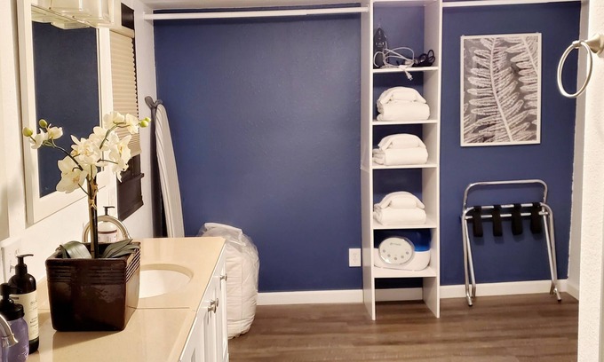 Littleton Casa | Cozy Cottage in Historic Downtown Littleton