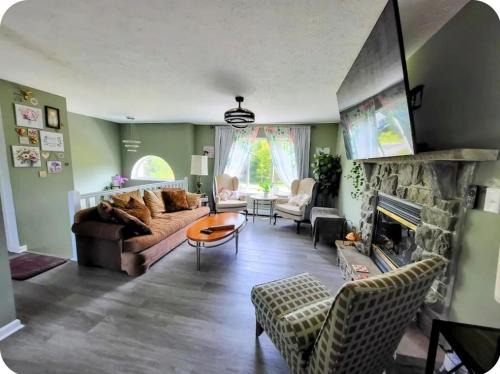 Long Pond Apartamento | Cozy House in Long Pond 3 bedrooms 10 people