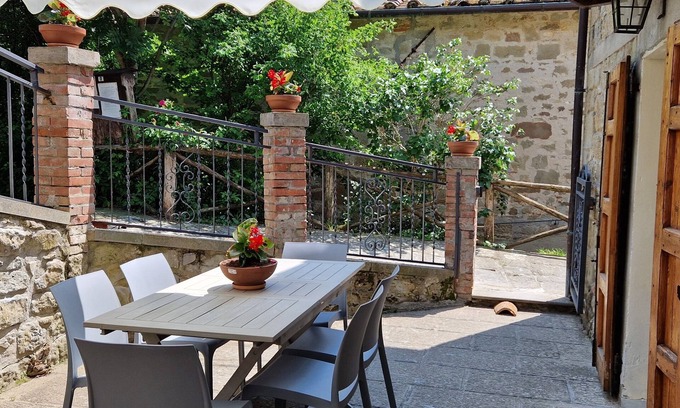 Porciano Casa | Cozy house in the ancient medieval village of Porciano