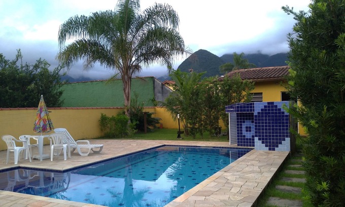 Morada da Praia Casa | casa acogedora, piscina privada, aire acondicionado y vistas a la sierra de mar