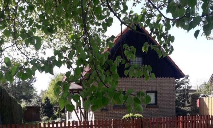 Muritz Casa | Cozy house with a fireplace and a large garden