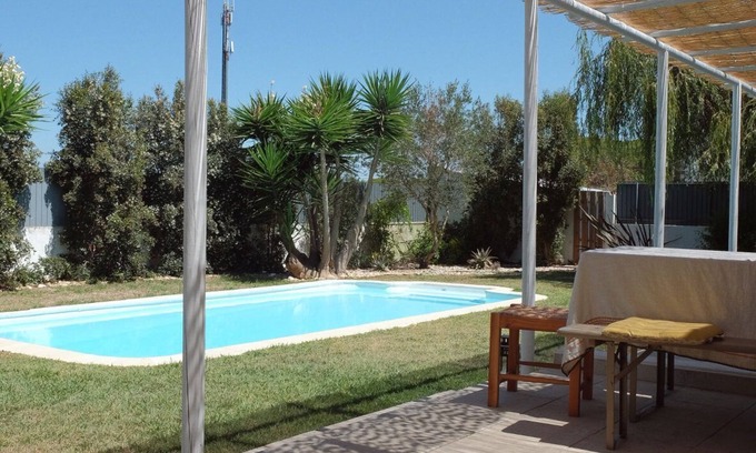 Castelo Casa | Cozy house with gorgeous swimming pool,1m from the village and 15m from thbeach.