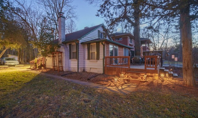 Indianapolis Cabaña | Cozy Indianapolis Riverside Home on White River