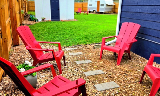 Des Moines Casa | Cozy Iowa Fairgrounds Bungalow. Vintage Camper. Game Shed. Large Fenced Yard!