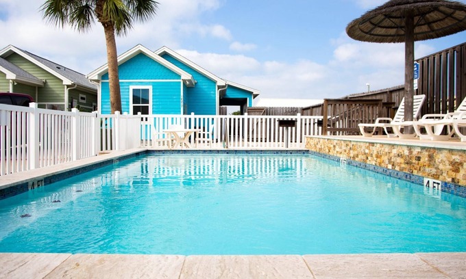 Corpus Christi Casa | Cozy Island Cove Minutes from the Sand & Sea