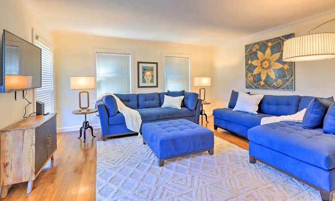 Jonesboro Casa | Cozy Jonesboro Abode w/ Yard - 18 Mi to Dtwn!