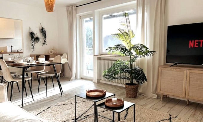 Bad Homburg v.d. Hoehe Apartamento | Cozy-Livings/ subway, parking space, balcony, kitchen