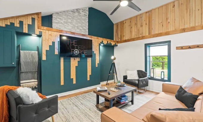 Honeoye Casa | Cozy Lake Retreat