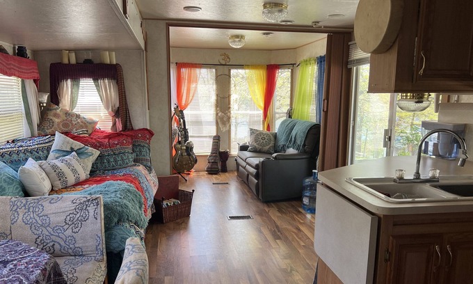 Angola Alquiler De RV | Cozy Lake View At Buck Lake Ranch Campground & Entertainment