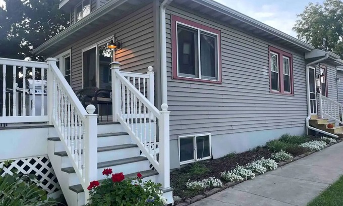 Fox Lake Cabaña | Cozy lakeside retreat with private pier and lakeside fire pit on Fox Lake!