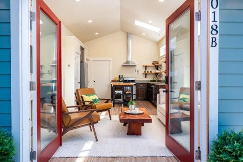 Kerns Casa | Cozy Laurelhurst Retreat