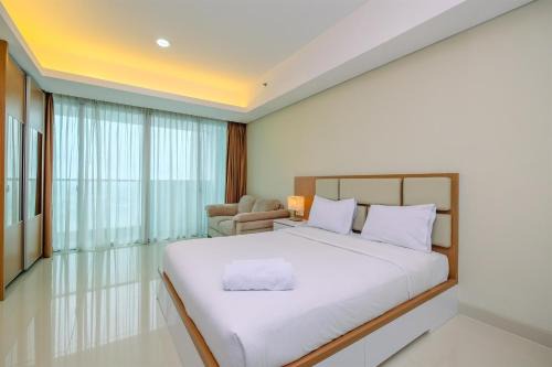 Bangka Apartamento | Cozy Living and Spacious Studio at 28th Floor Kemang Village Apartment By Travelio