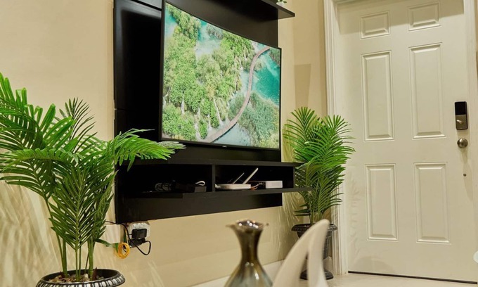 Lucea Casa | Cozy Luxury Ocean Pointe INN